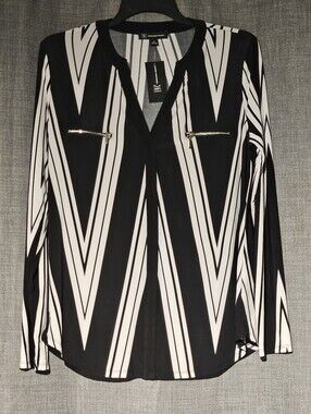INC International Concepts Black & White V Neck Geometric Faux Zip Blouse NWT